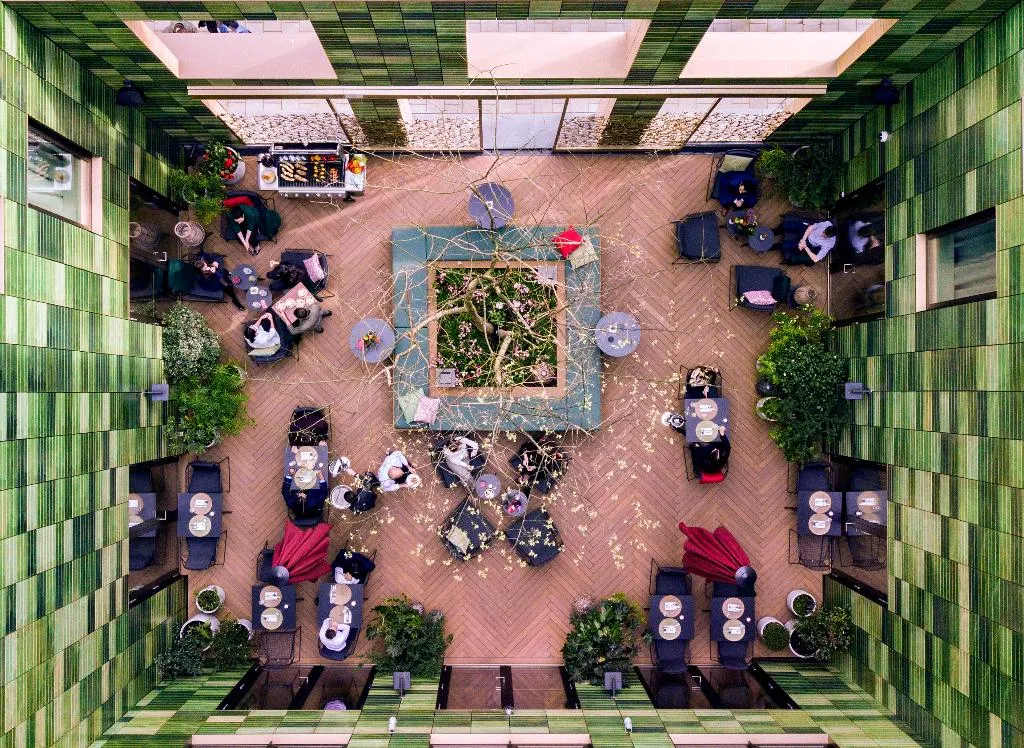 Terrace, Hyatt Regency Amsterdam, Amsterdam