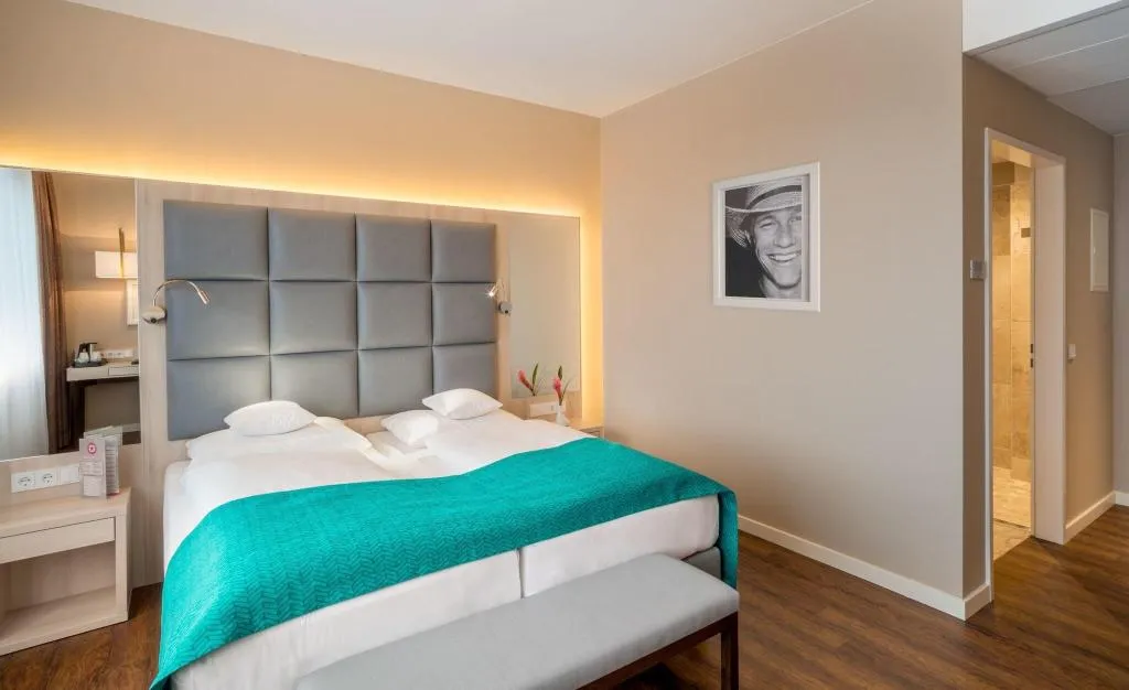 JUNIOR SUITE DELUXE Room, Hollywood Media Hotel, Berlin