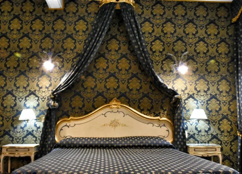 Room, Al Gazzettino, Venice