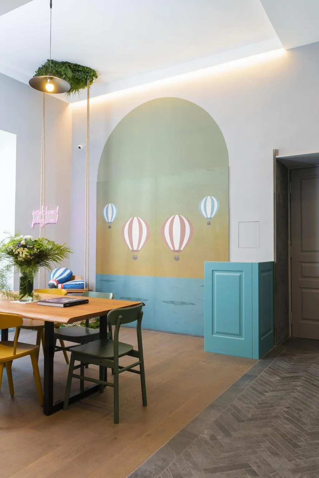 Lobby, Rettifilo 311, Naples