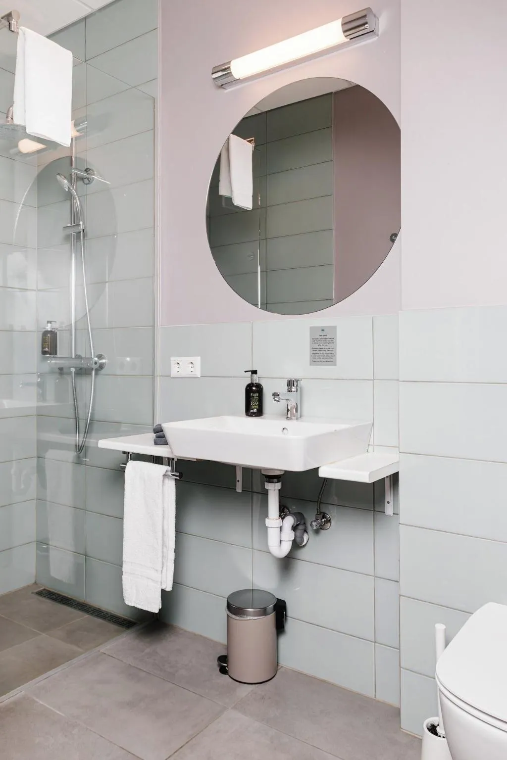 TWIN SUPERIOR Room, Oddsson Hotel, Reykjavik