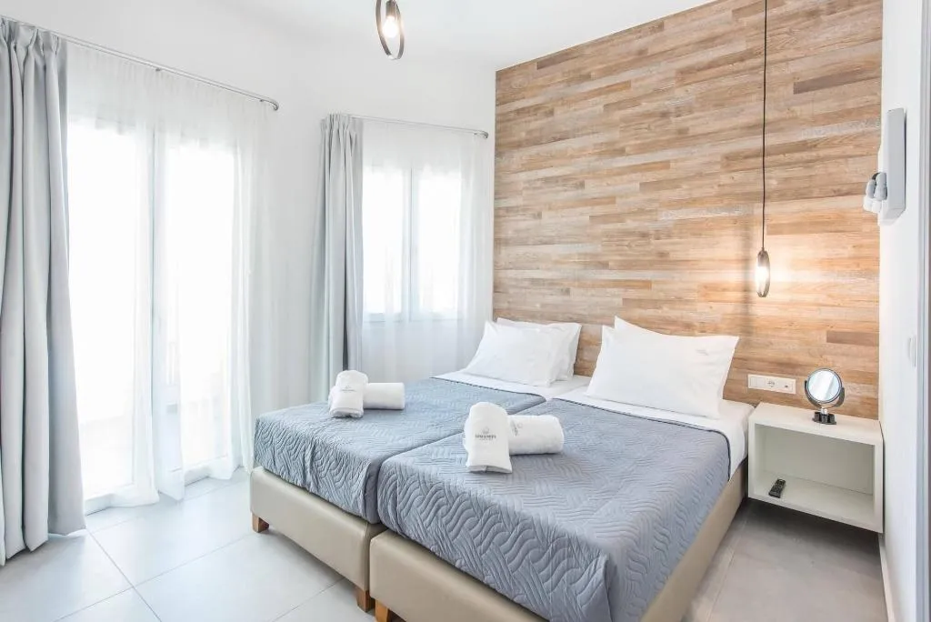 Room, Ria, Crete