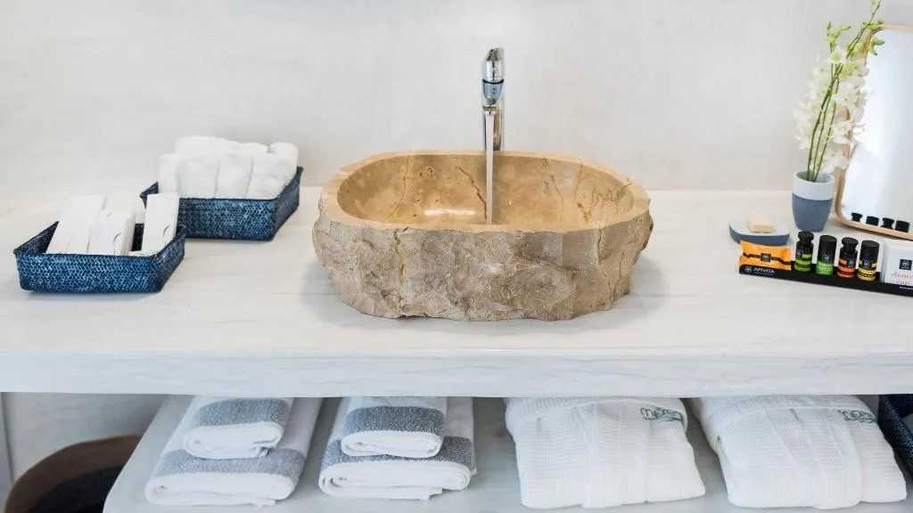 Room, Maregio Suites, Santorini