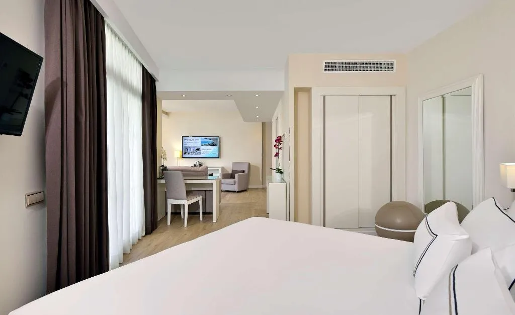 JUNIOR SUITE STANDARD Room, Melia Costa del Sol, Costa Del Sol