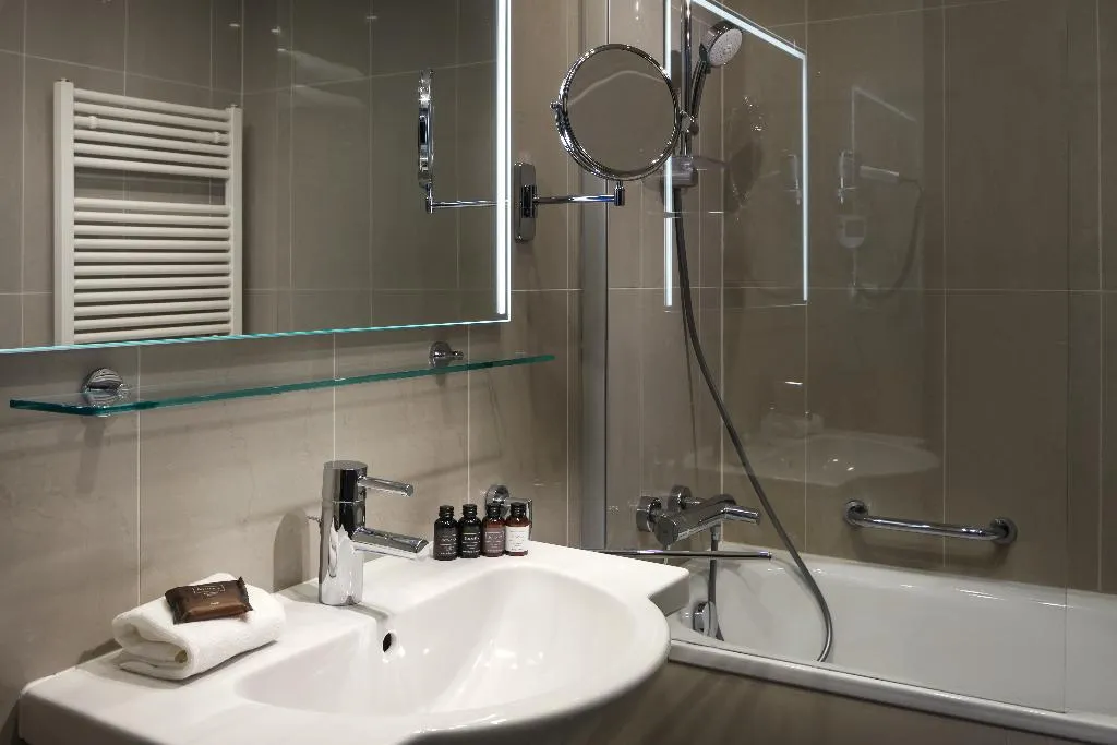 SUITE STANDARD Room, Michelangelo Grand Hotel, Prague