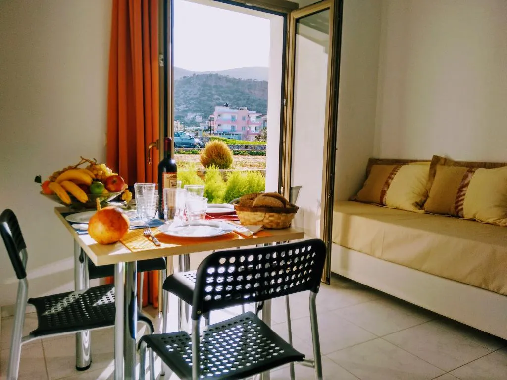 APARTMENT GARDEN VIEW Room, Casa Malena, Crete
