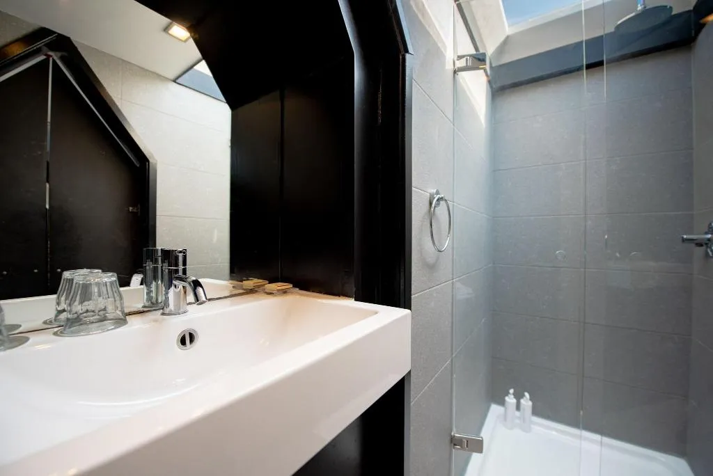 DOUBLE KING SIZE BED Room, Catalonia Vondel Amsterdam, Amsterdam