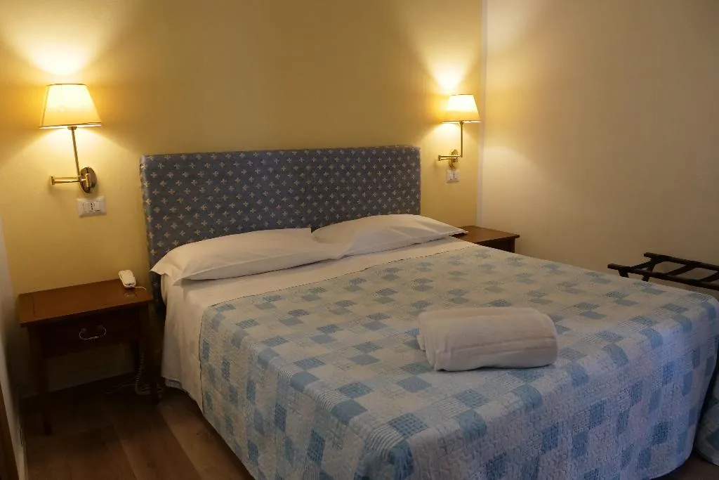 TRIPLE STANDARD Room, Hotel Elios, Taormina