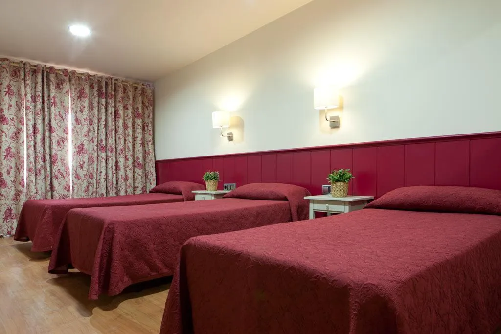 General view, Hostal Matheu, Madrid