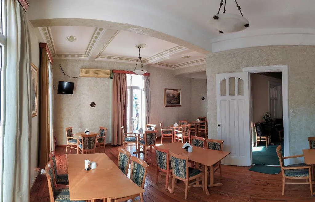 Restaurant, Cecil hotel, Athens