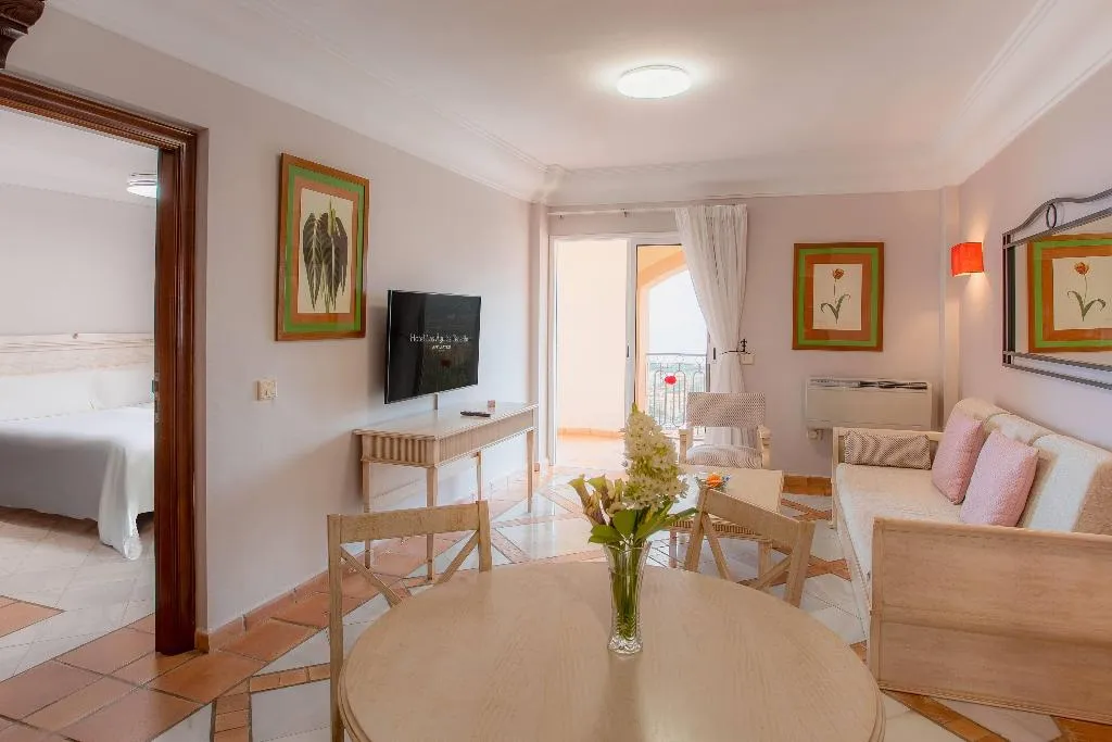 SUITE PREMIUM SEA VIEW Room, Las Aguilas Tenerife Affiliated By Melia, Tenerife