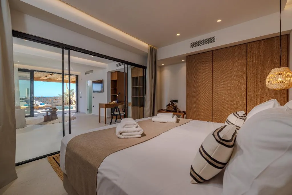 SUITE DELUXE GARDEN VIEW Room, Deos Luxury Suites, Crete