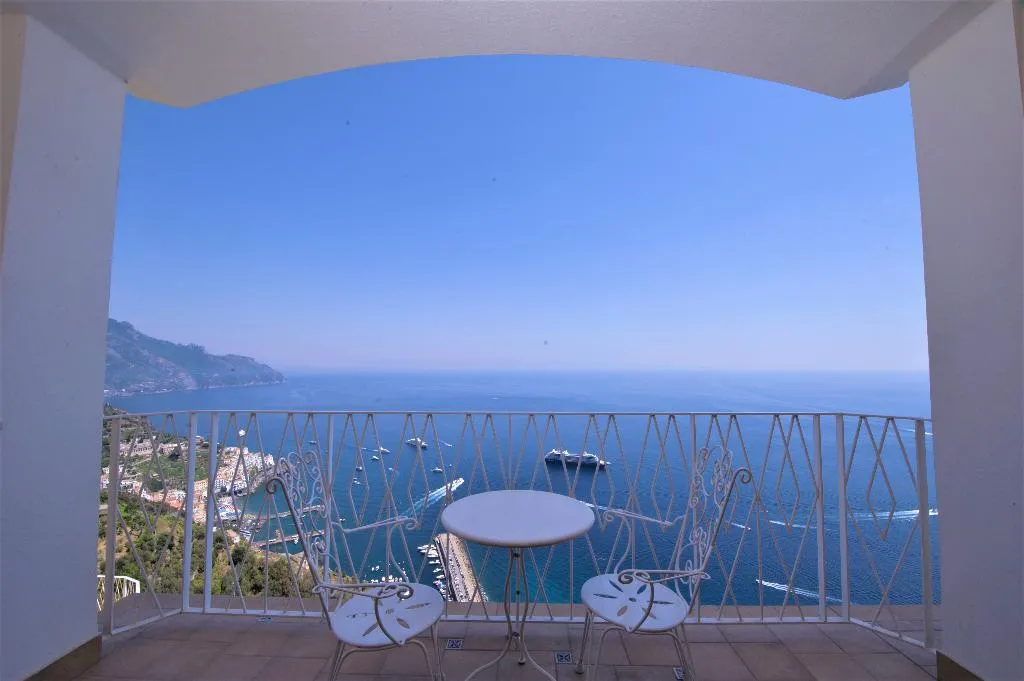 Double or Twin SUPERIOR Room, Grand Hotel Excelsior, Naples