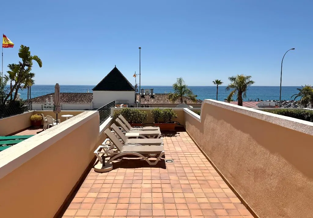 APARTMENT SEA VIEW TWO BEDROOMS Room, Apartamentos HC Burriana Playa, Costa Del Sol