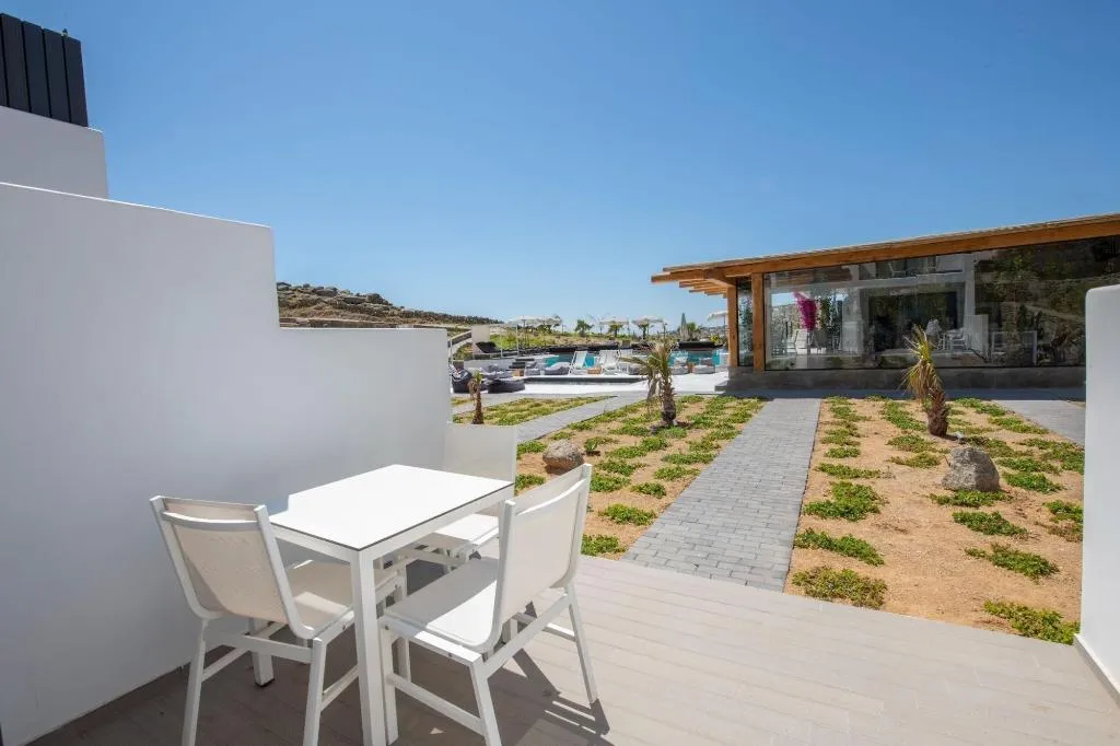 Room, Bianco A Nero, Mykonos