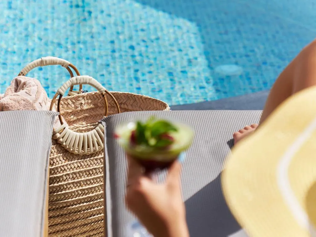 Pool, Fairmont Nile City, Cairo