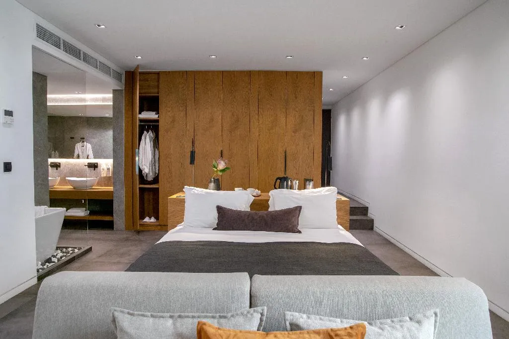 SUITE STANDARD Room, The Editor Hotel, Athens
