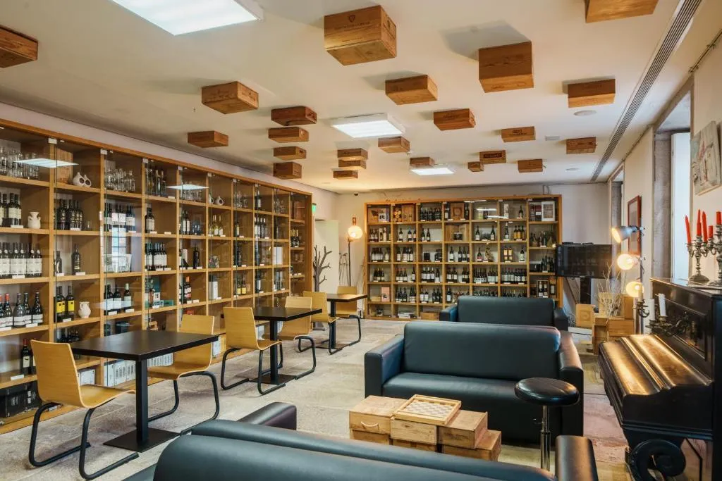 Bar, Design & Wine Hotel, Porto