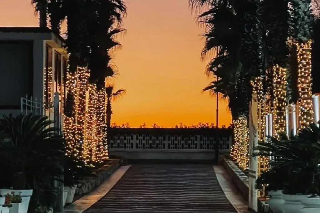 General view, Bee Queen Hotel, Naples