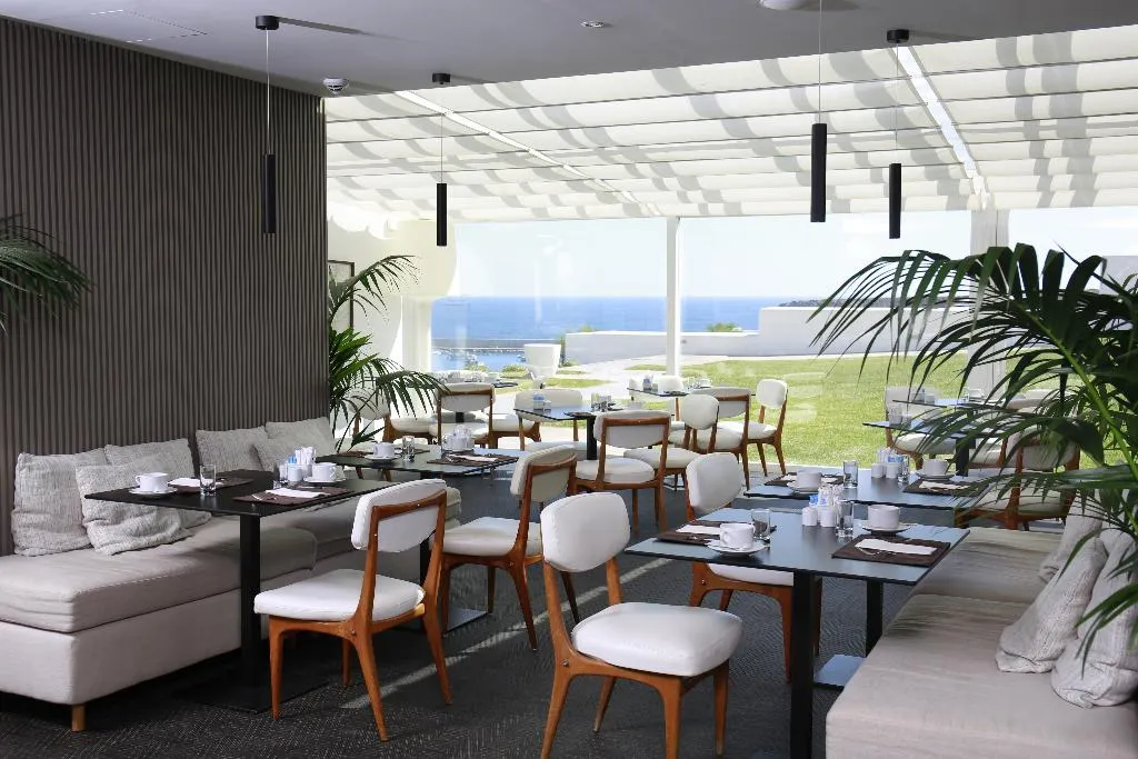 Restaurant, Memmo Baleeira Hotel, Algarve