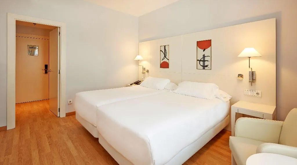 DOUBLE STANDARD Room, NH Valencia Las Artes, Valencia