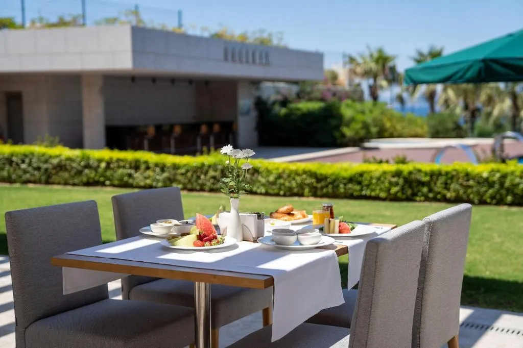 Restaurant, On'Live Hotel, Izmir