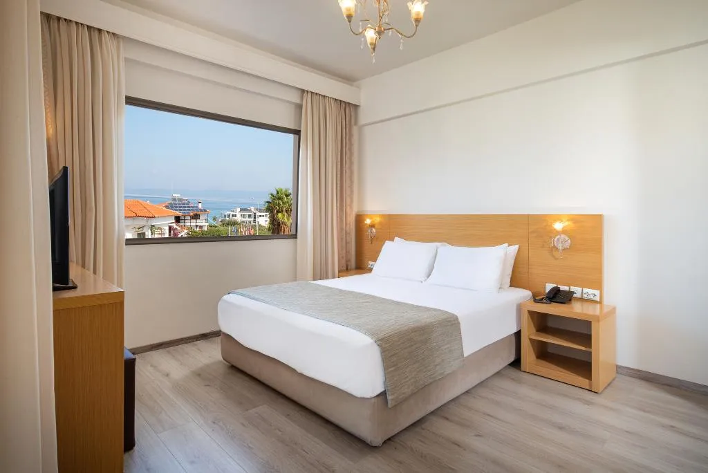 FAMILY ROOM STANDARD Room, Flegra Palace, Halkidiki
