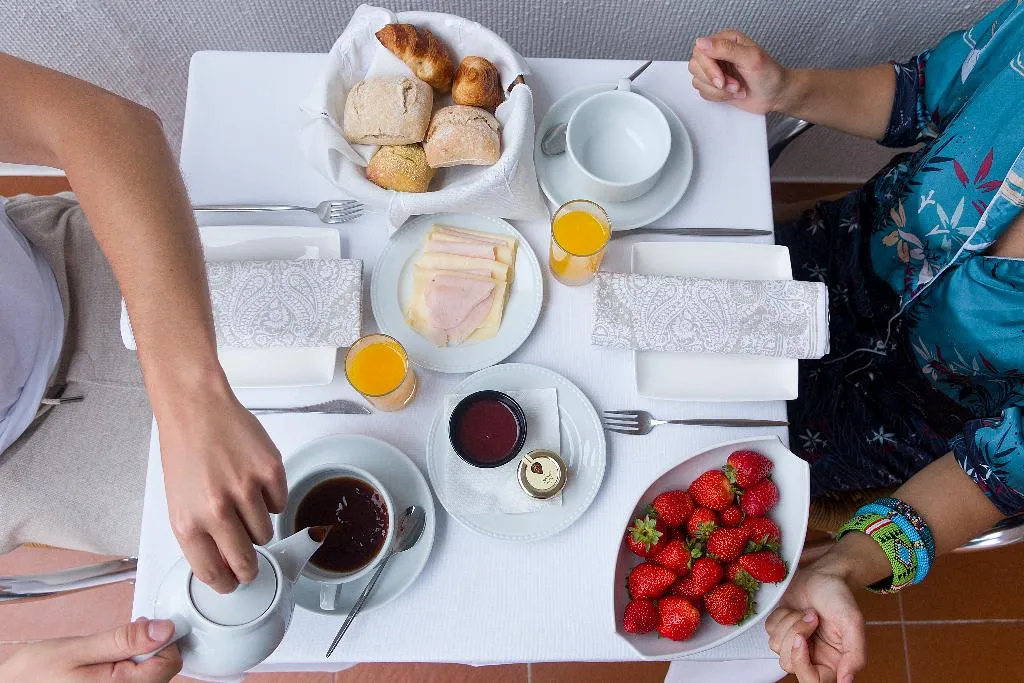 Double or Twin WITH BALCONY Room, Meira, Porto