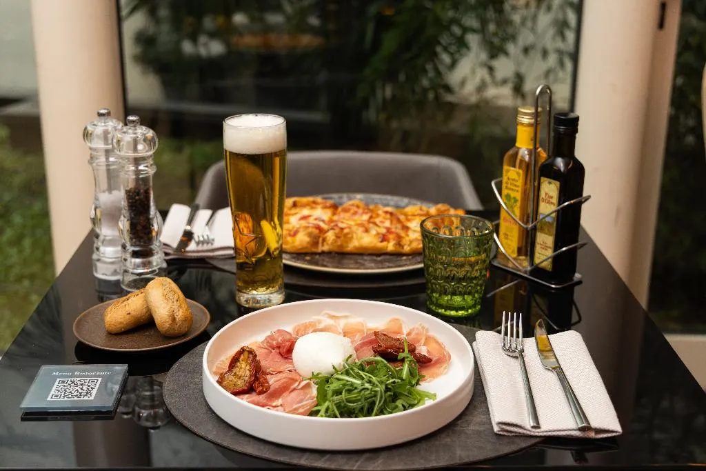 Restaurant, Holiday Inn Milan Garibaldi Station, Milan
