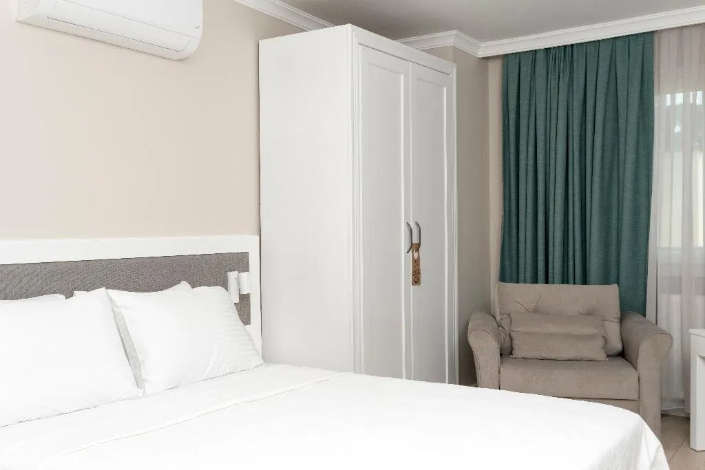 DOUBLE SUPERIOR Room, Bay Nihat Lale Otel, Izmir