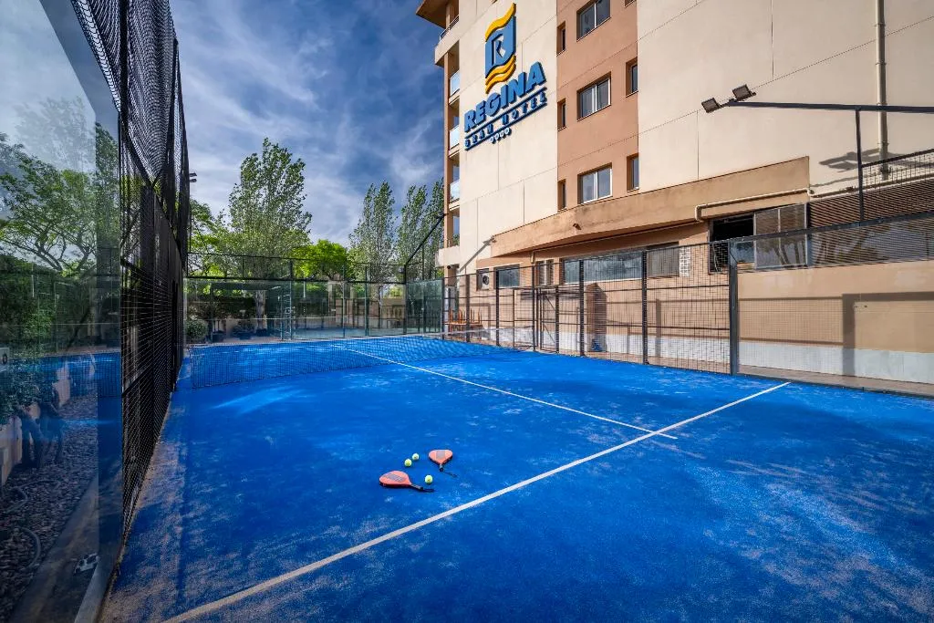 Sports and Entertainment, 4R Gran Regina, Costa Dorada