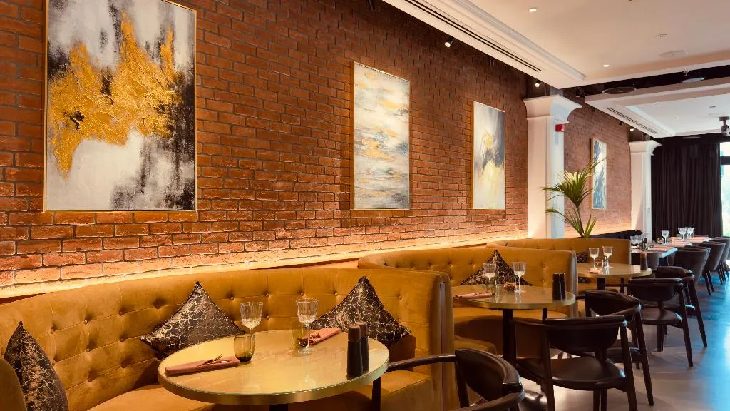 Restaurant, Millennium Airport Hotel Dubai, Dubai