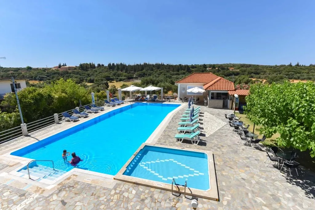 Pool, Ionis Hotel, Kefallinia