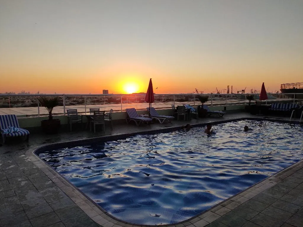 Pool, West Zone Plaza Hotel Apartments, Dubai