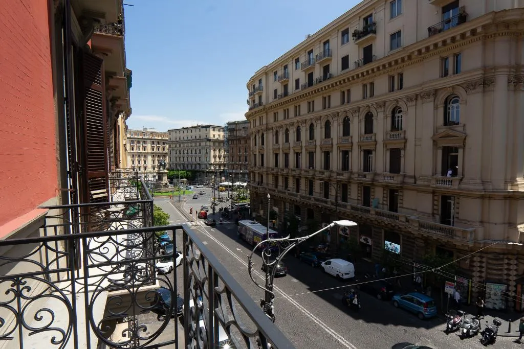 DOUBLE SUPERIOR WITH BALCONY Room, Alma Adry, Naples