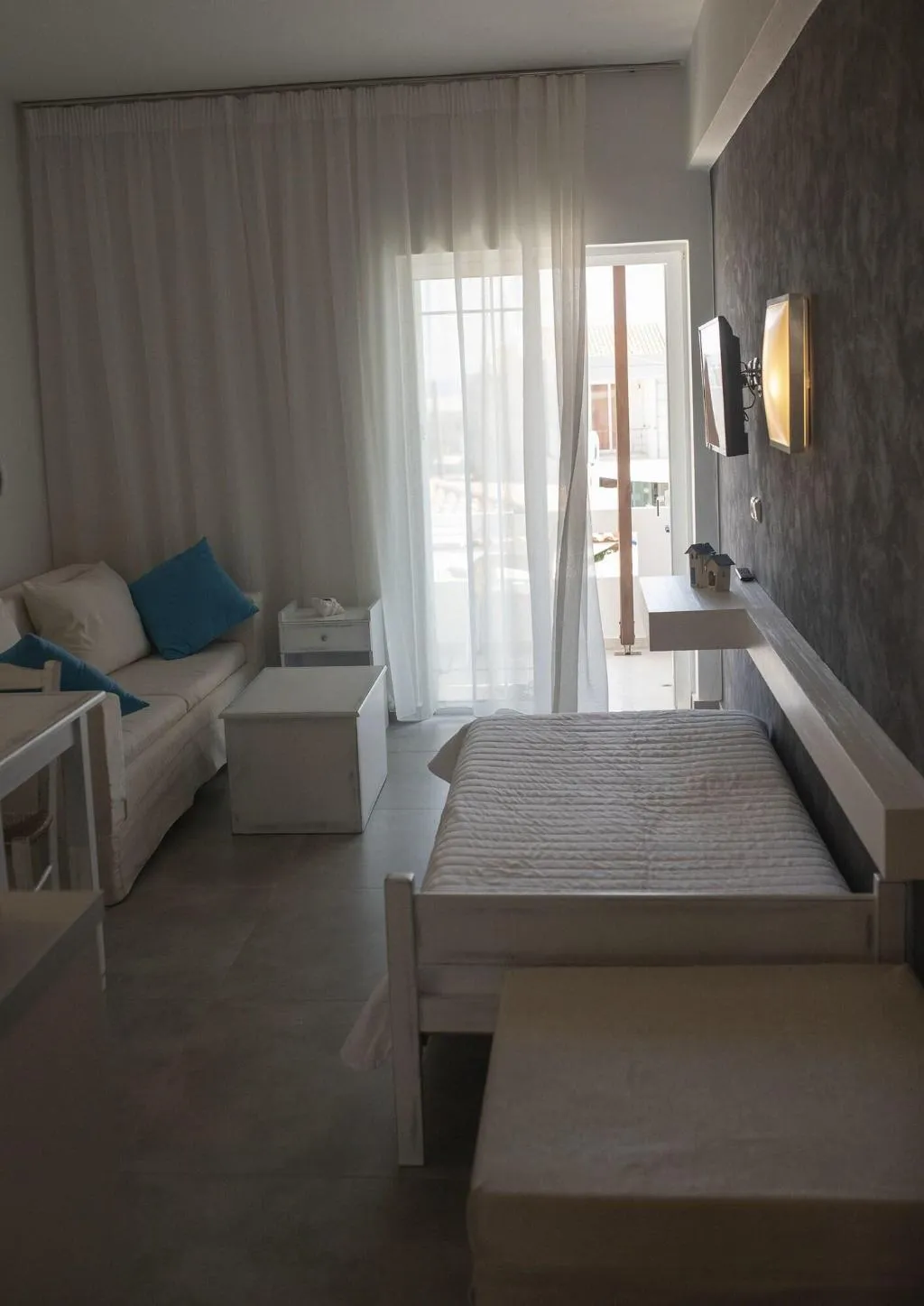 Room, Niriides Hotel, Crete