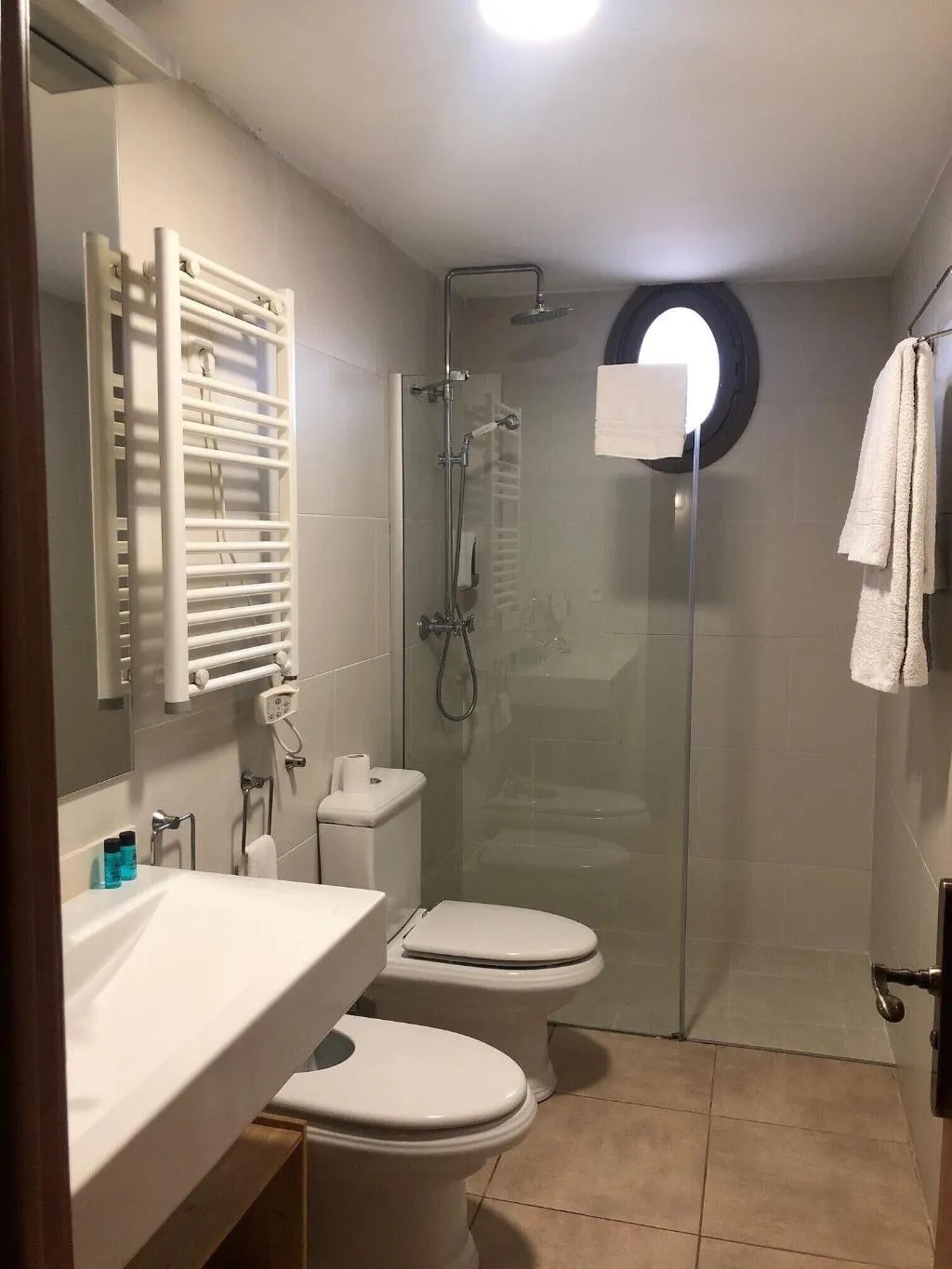 Room, Hotel Llar De Capitans, Barcelona