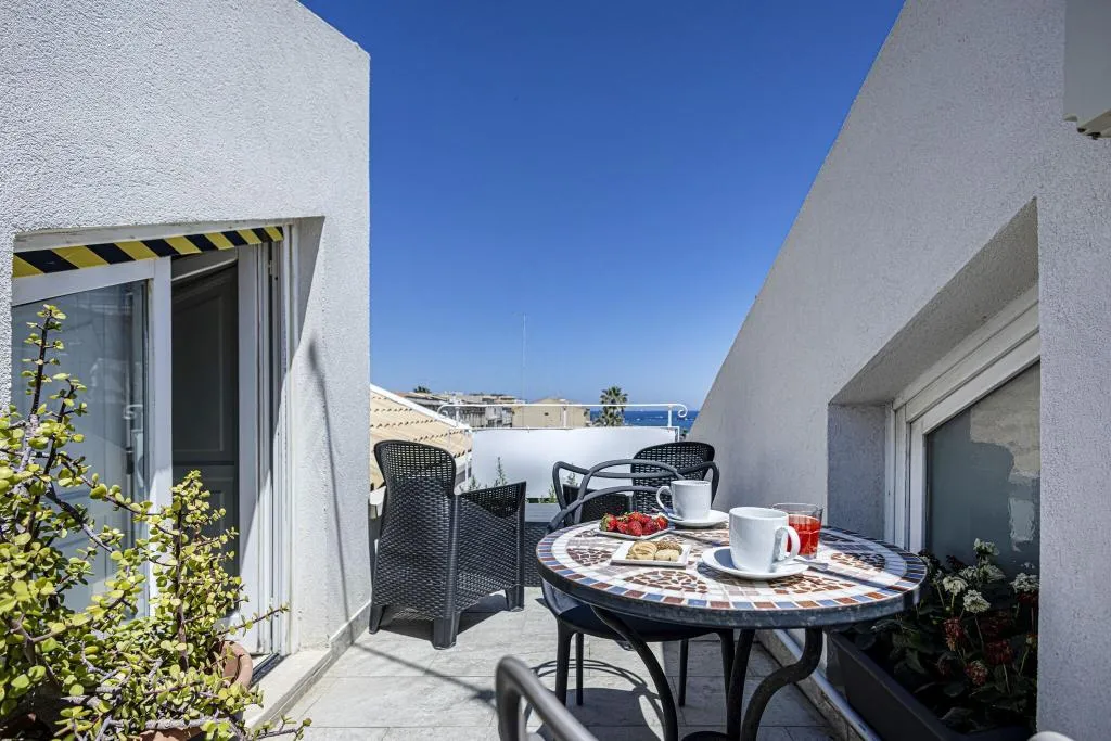 Terrace, Hotel Lakkios, Catania