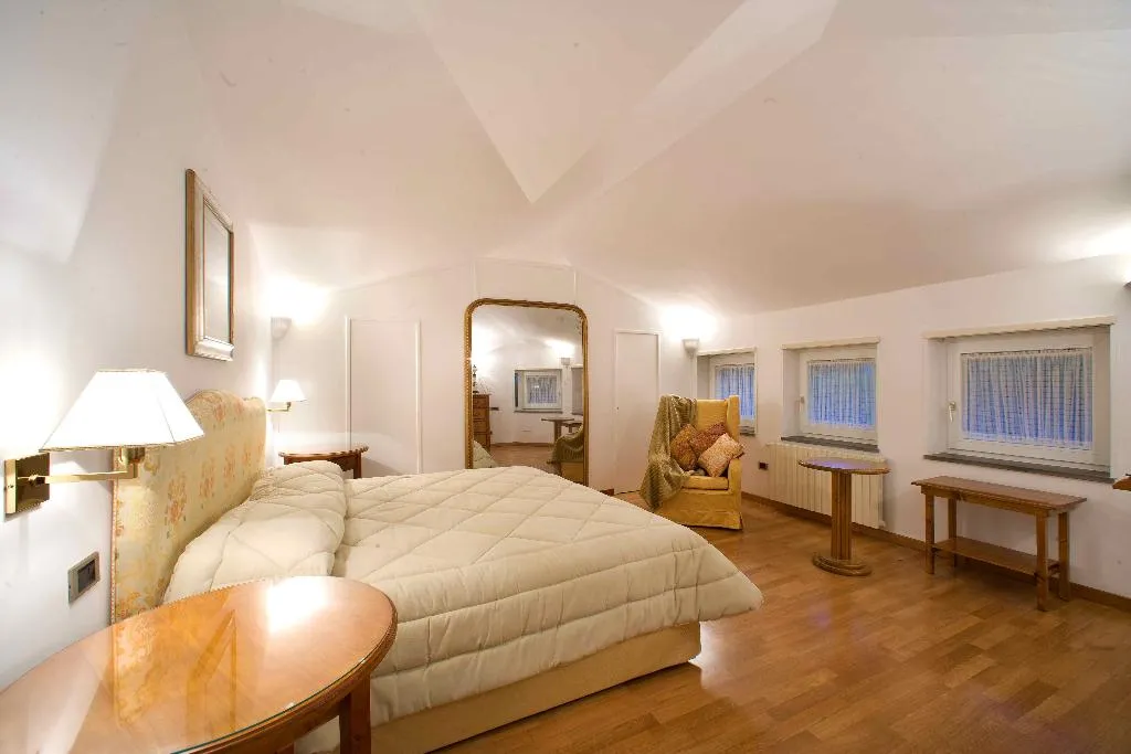 Room, Villa Jewel, Naples