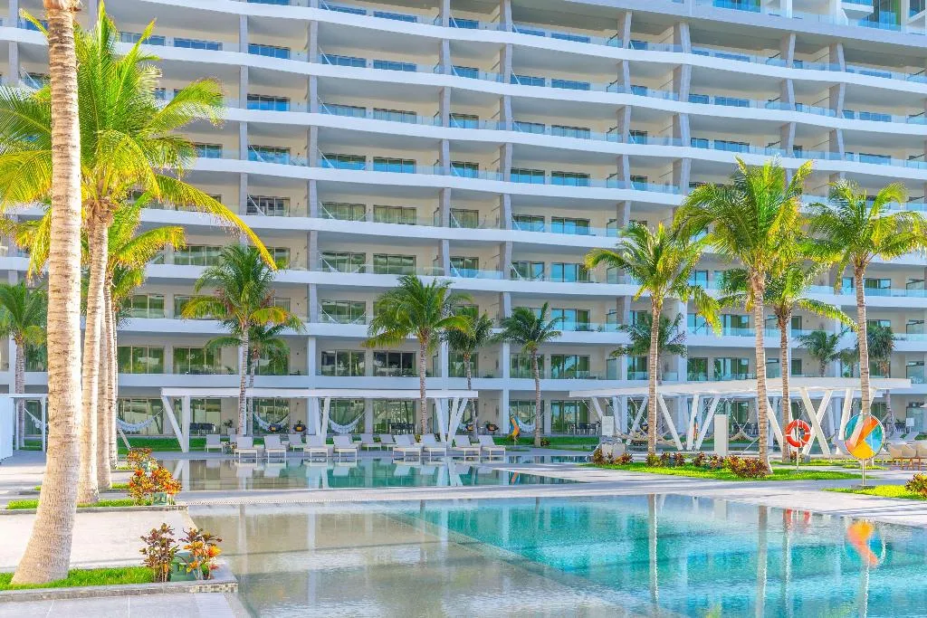 Pool, Garza Blanca Resort & Spa Cancun, Cancun Area