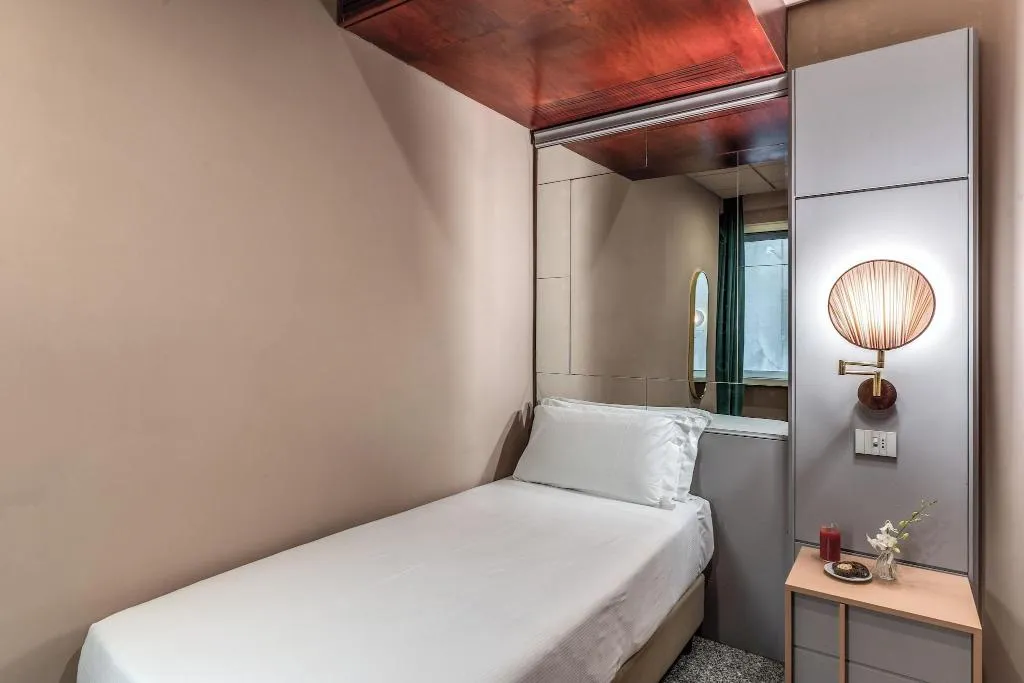 SINGLE STANDARD Room, Madison, Rome