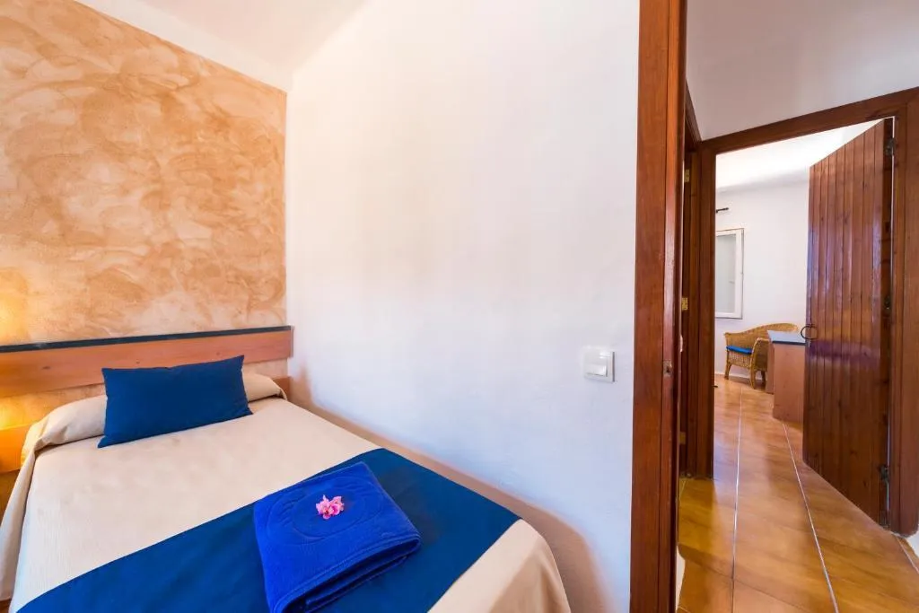 APARTMENT TWO BEDROOMS Room, Comitas Tramontana Park, Menorca