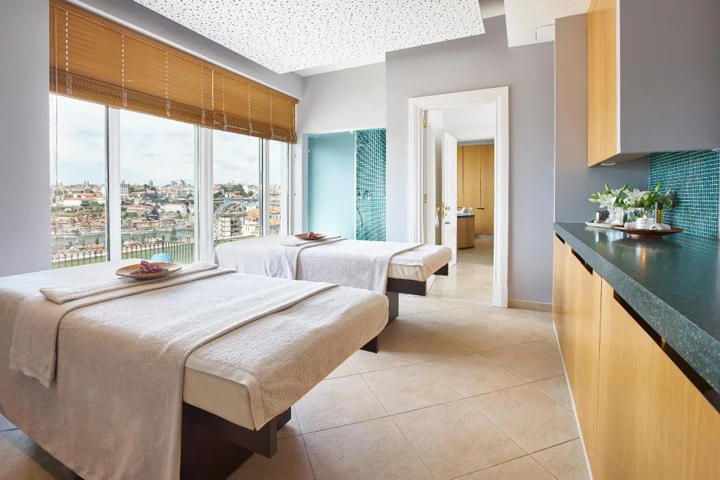 Sports and Entertainment, The Yeatman, Porto