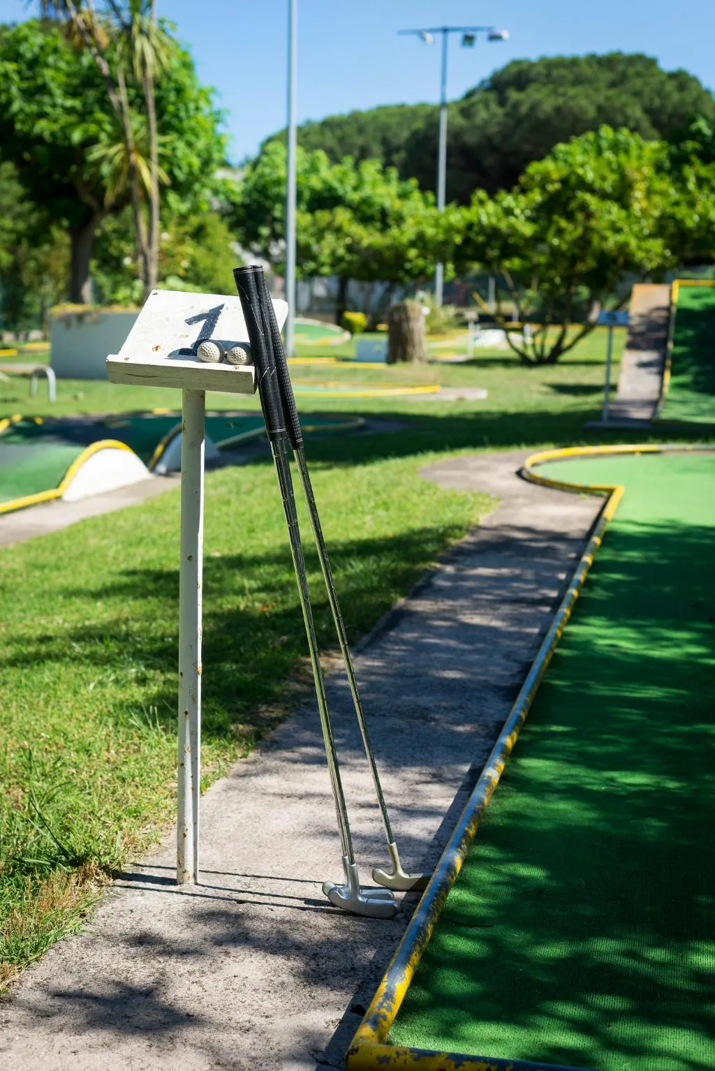 Sports and Entertainment, Ancora, Costa Brava