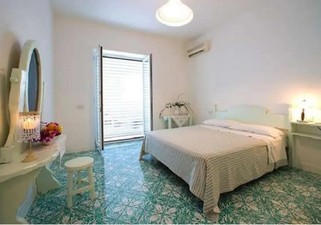 VILLA STANDARD Room, Villa Pasitea, Naples