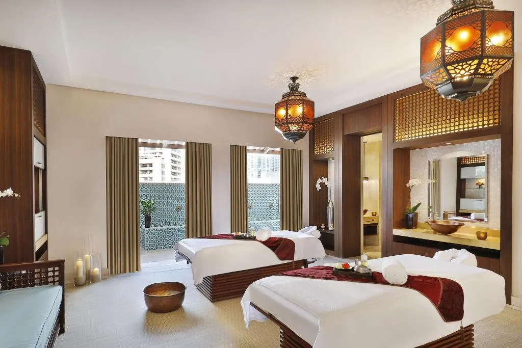 Sports and Entertainment, The Ritz-Carlton, Dubai, Dubai