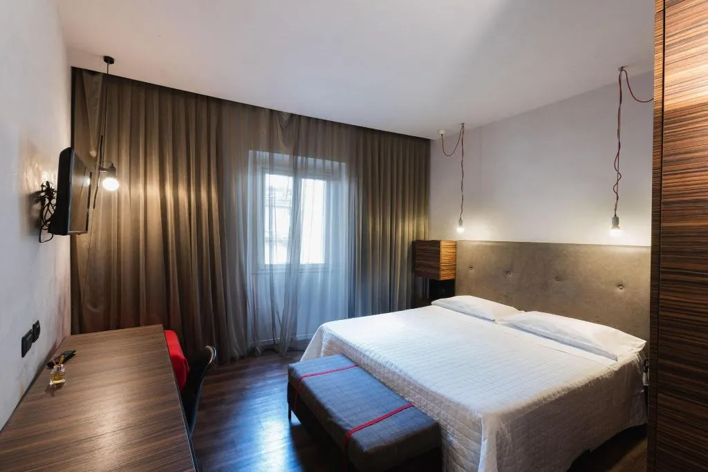 DOUBLE SUPERIOR Room, Unicorno, Florence