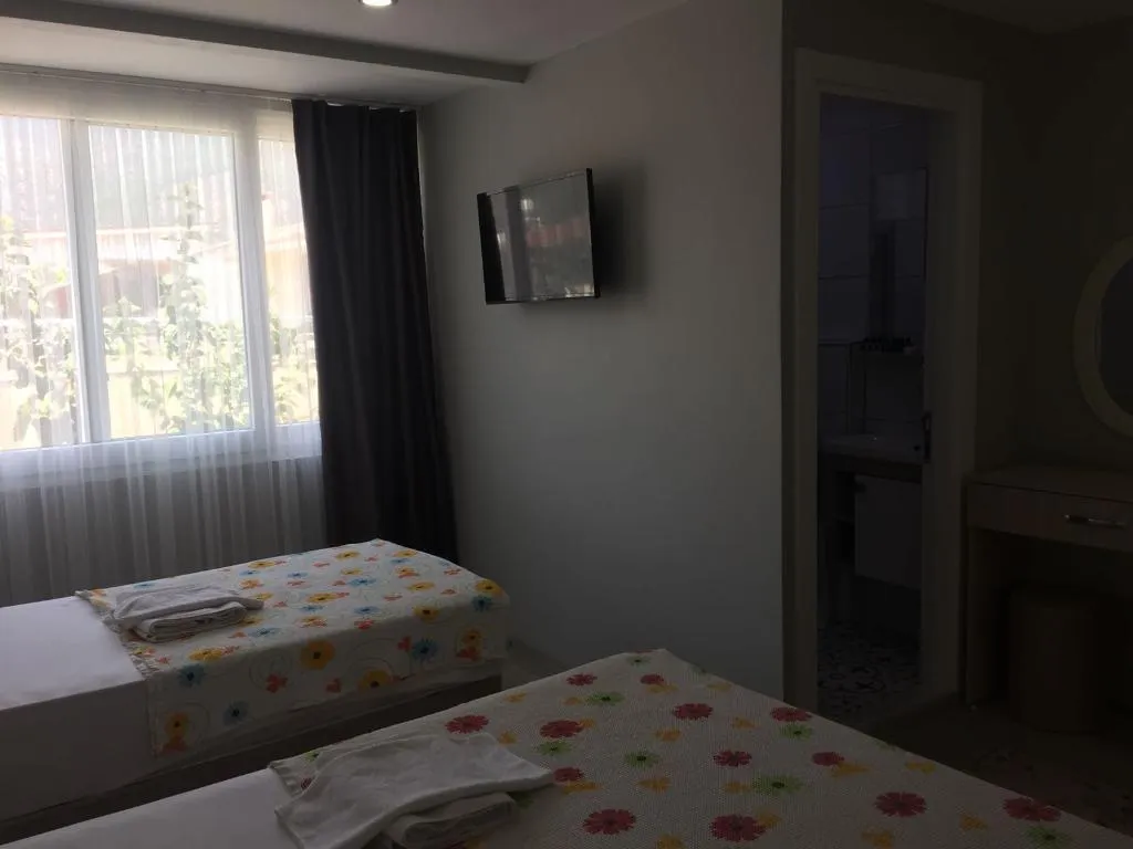 TRIPLE STANDARD Room, Selim Sultan Otel, Izmir