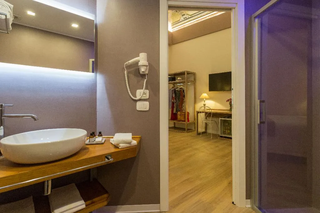 JUNIOR SUITE KING BED NON SMOKING Room, Bellaroto Suite, Palermo