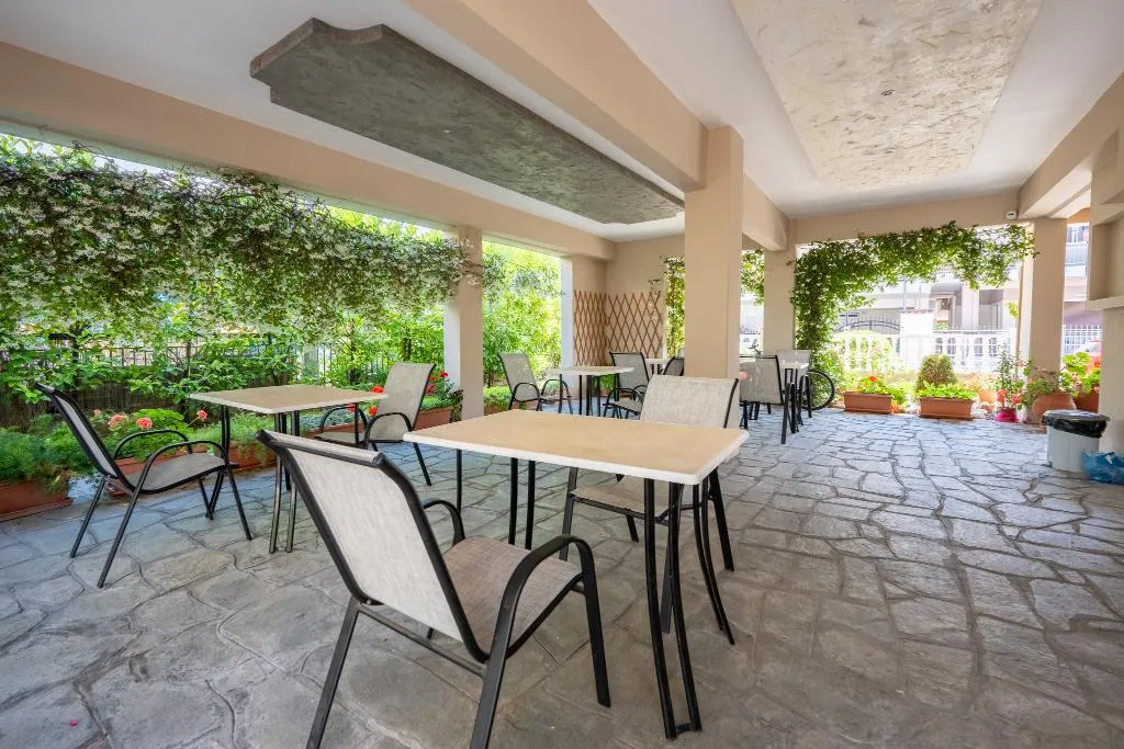 Terrace, Milonas House Apartments, Halkidiki